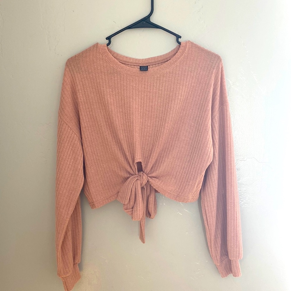 Brand: Shein        Size: Medium      Color: soft pink